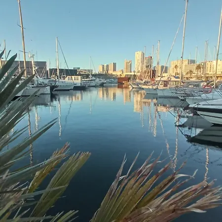 Barcelona Boat Experience * 圣阿德里安-德贝索斯