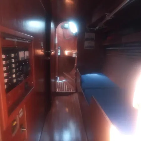 Barcelona Boat Experience Πλωτό κατάλυμα Sant Adria de Besos