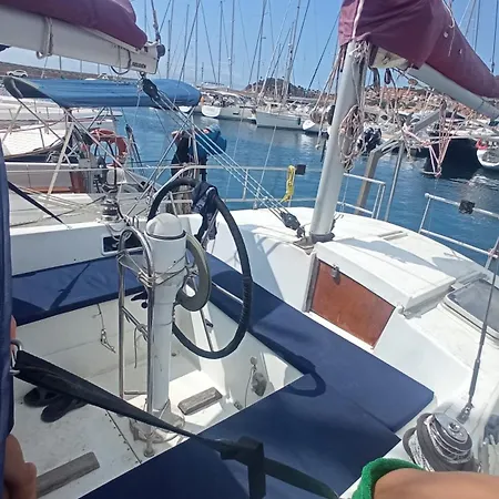Barcelona Boat Experience Båthotell *
